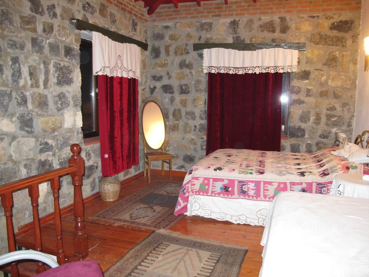 Karaburun Bahce Bed and Breakfast Buitenkant foto