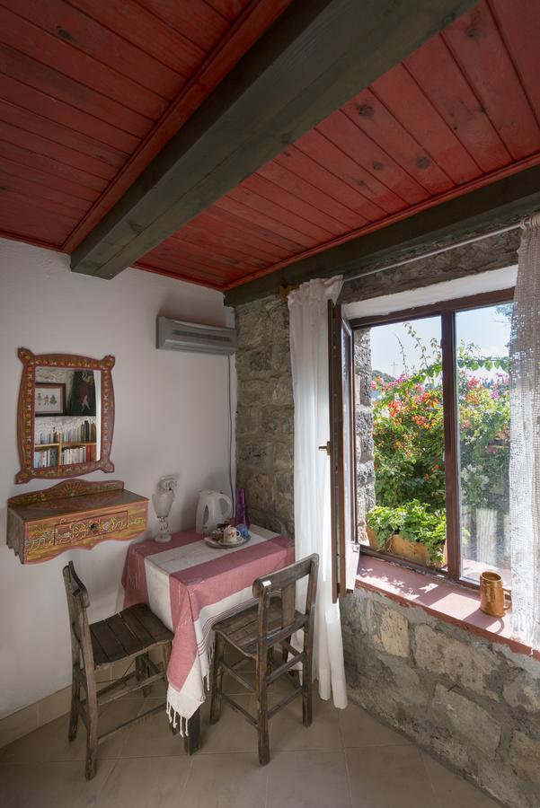 Karaburun Bahce Bed and Breakfast Buitenkant foto